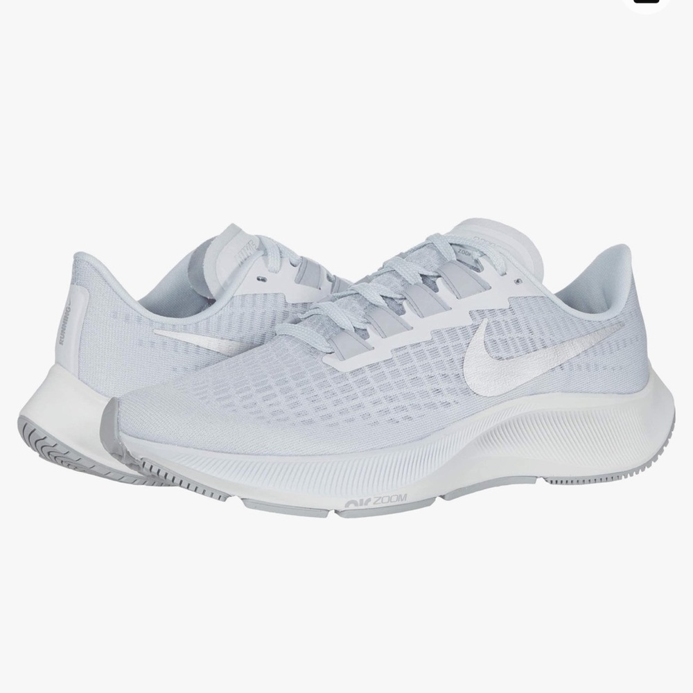 Nike Air Zoom Pegasus 37 bq9647 Pure Platinum/Metallic Silver. Women’s size 9
